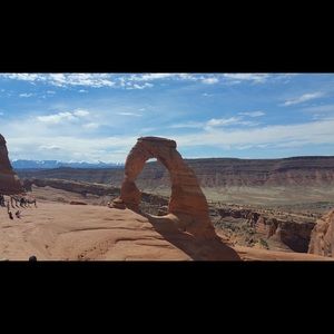 Meet your Posher, Cherith